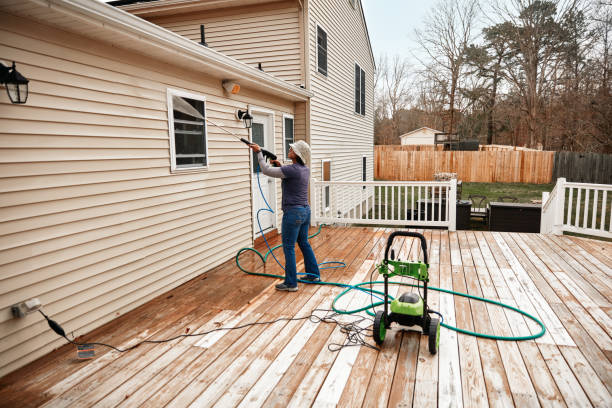 Best Commercial Pressure Washing  in Johnsburg, IL